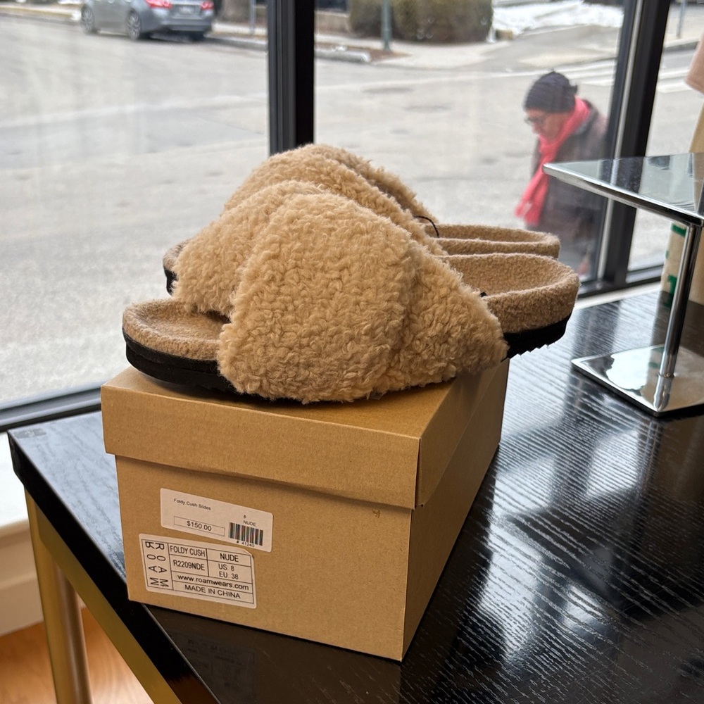 ROAM Fuzzy Crossband Sandals in Nude Tan